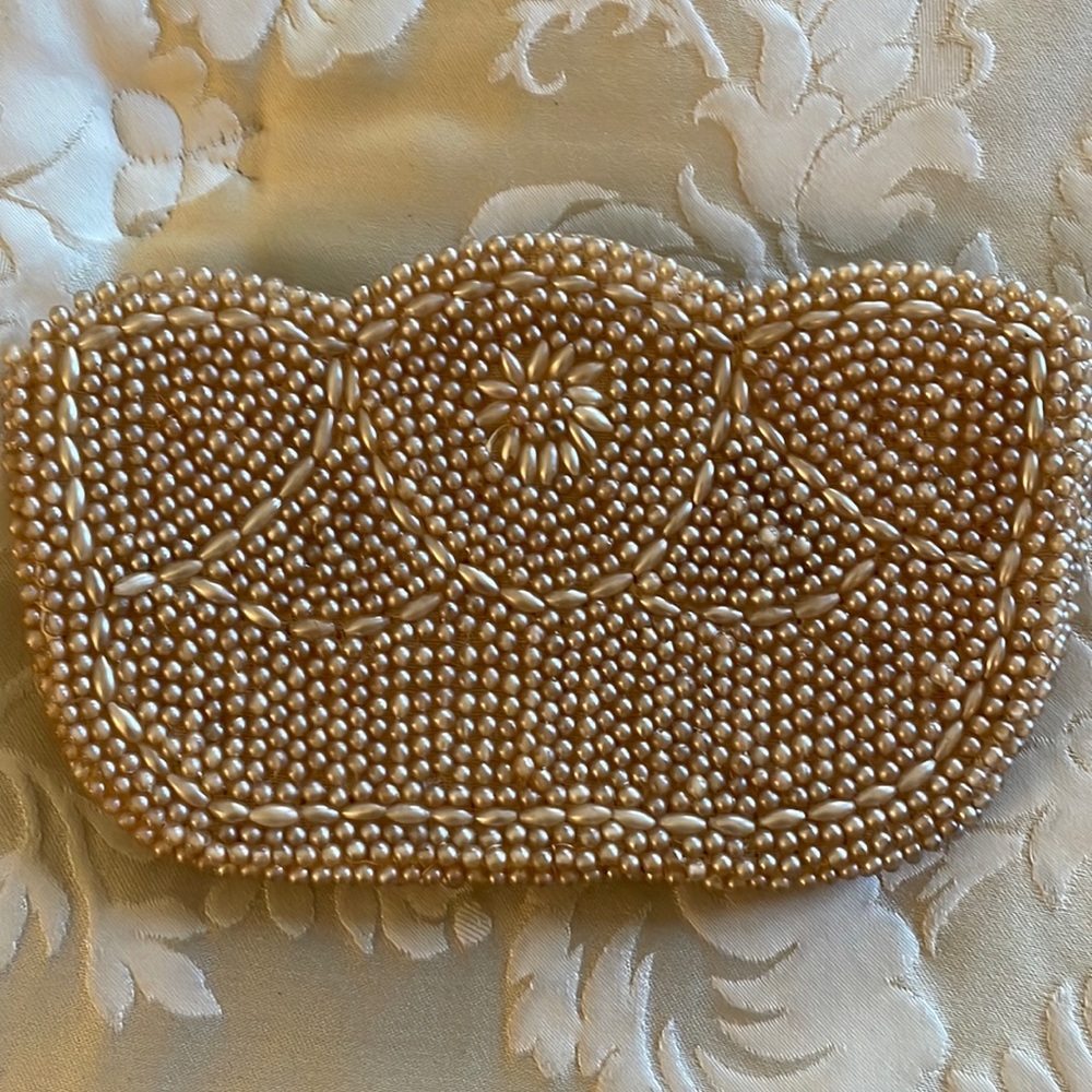 Vintage Pearl like beaded bag used for wallet